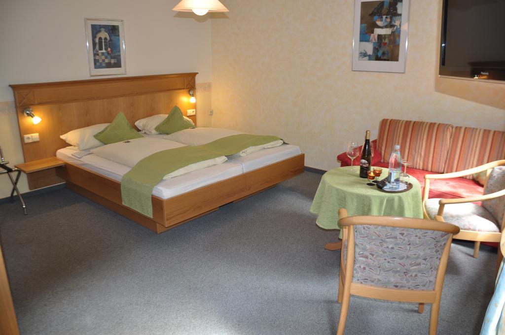 Gutsschaenke Sennerhof Hotel Oberwesel Bilik gambar